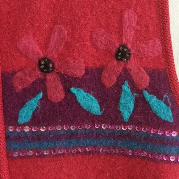 Wool Vest - Picture 3 of 12